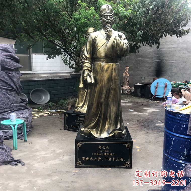 日照白居易仿铜雕像经典中国古代诗人的艺术再现