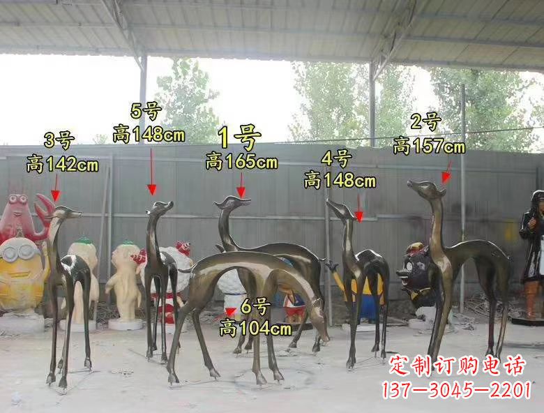 日照玻璃钢仿铜小鹿雕塑精美绝伦