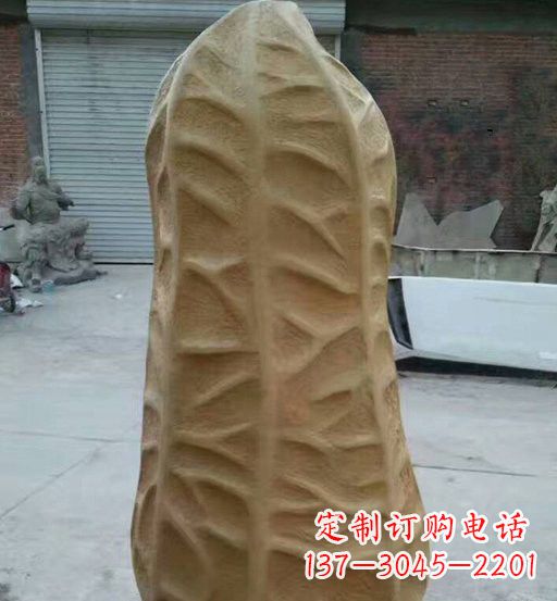 日照玻璃钢精美花生雕塑