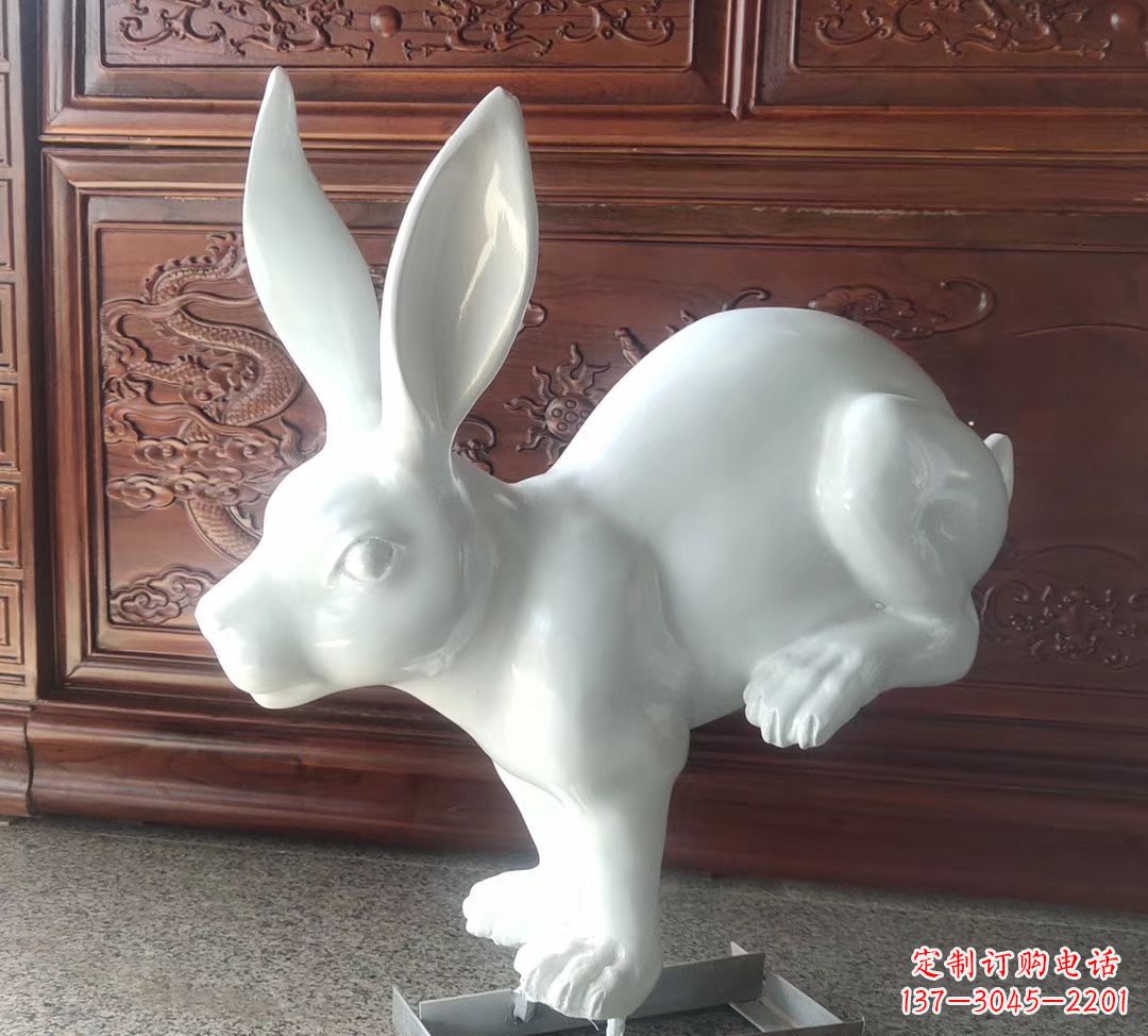 日照玻璃钢制作的生肖雕塑