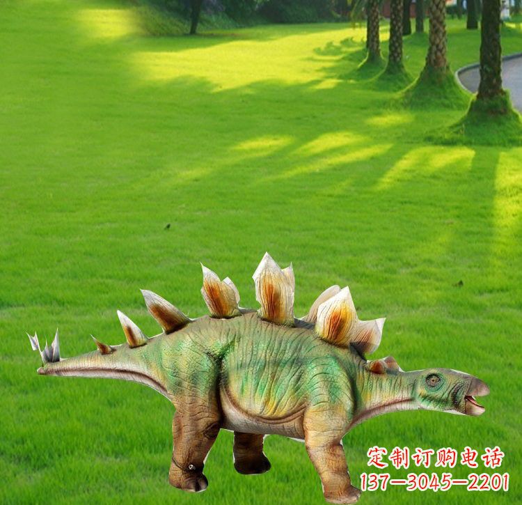 日照仿真恐龙雕塑玻璃钢棘背龙