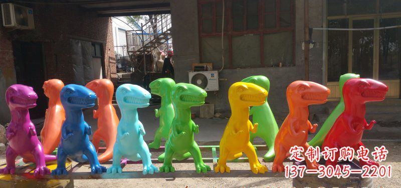 日照玻璃钢制作的恐龙雕塑精美而又耐久