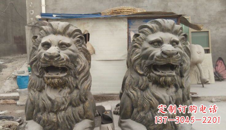 日照玻璃钢西洋趴狮仿铜动物雕塑