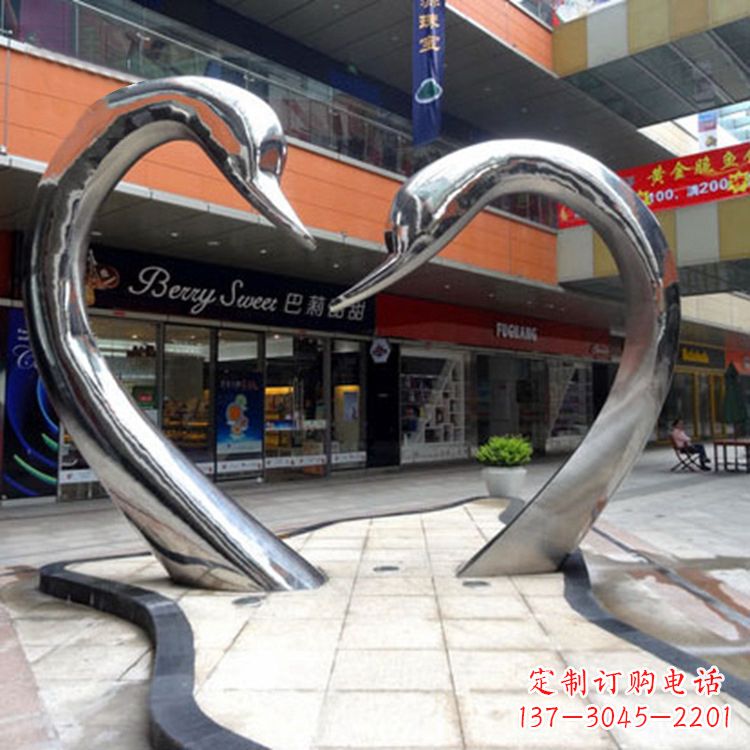 日照不锈钢爱心天鹅情侣雕塑——抽象动物景观的精美礼赞