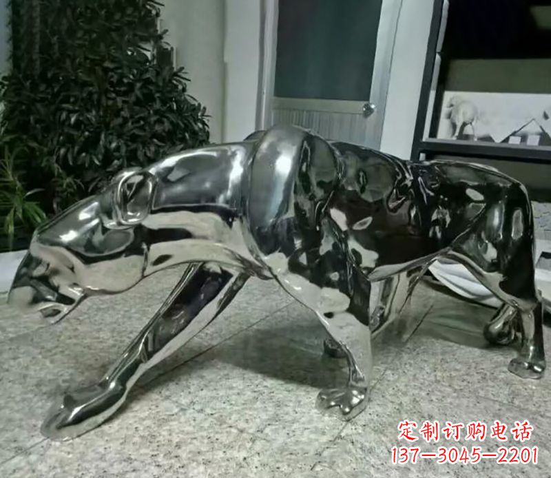 日照精美绝伦的不锈钢豹子雕塑