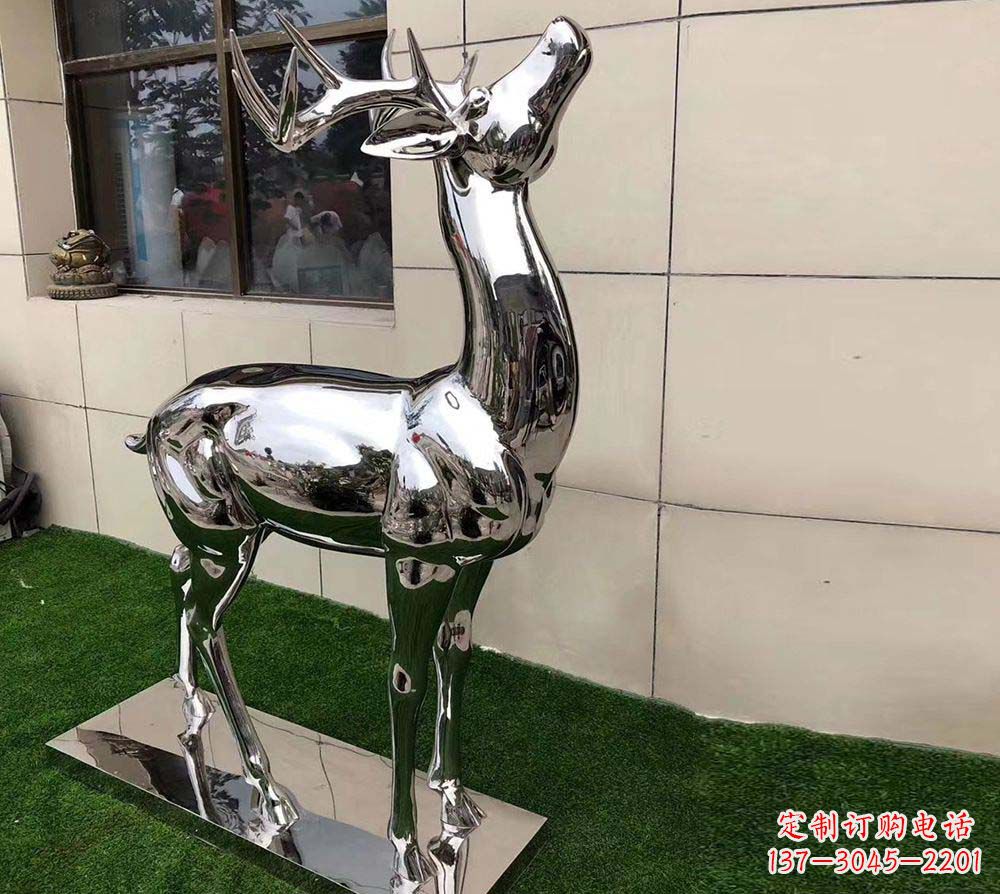 日照不锈钢别墅镜面小鹿雕塑