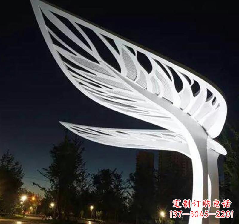 日照不锈钢树叶雕塑点缀城市景观