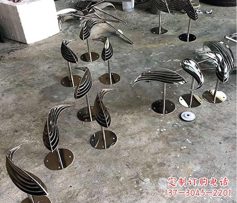 日照精美不锈钢动物雕塑