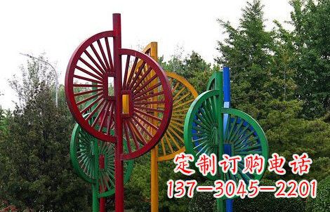 日照不锈钢风车雕塑——动态美的艺术结晶