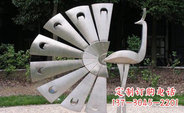 日照不锈钢孔雀雕塑美丽而持久
