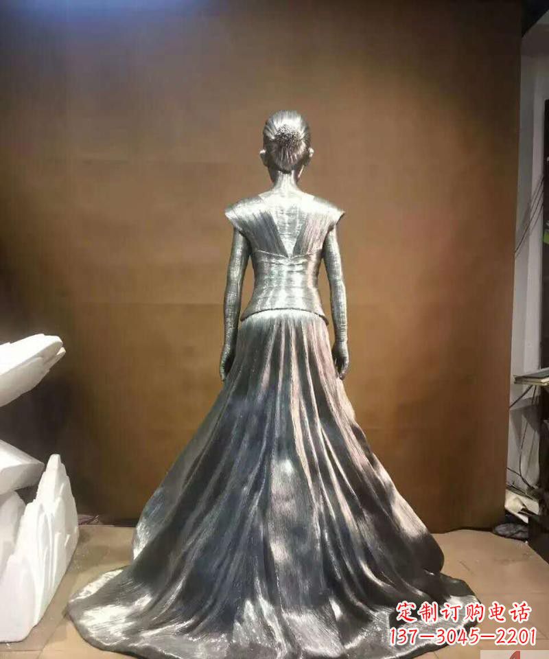 日照女性之美不锈钢抽象女人身影雕塑