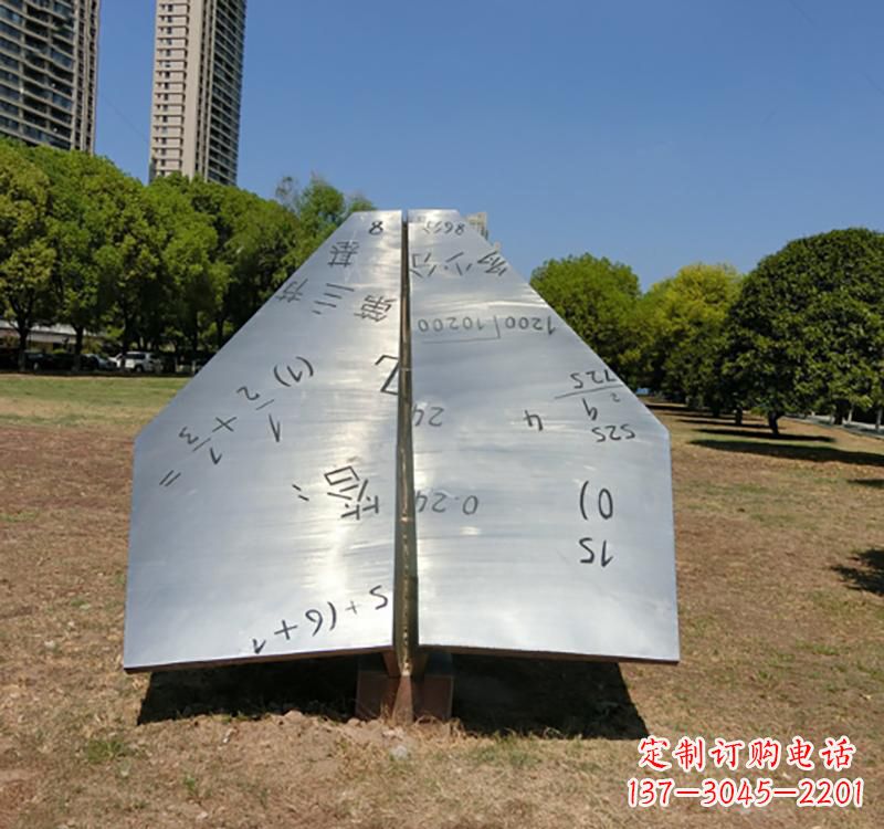 日照不锈钢飞机雕塑传承艺术与科技的完美结合