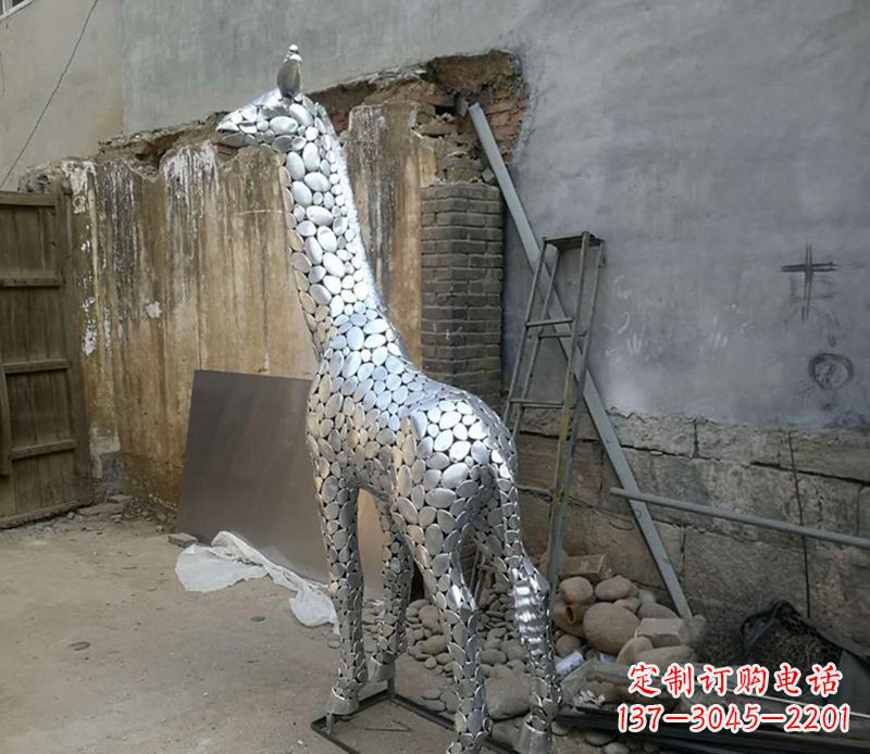 日照精美不锈钢长颈鹿雕塑