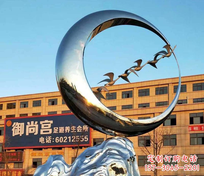 日照不锈钢大雁雕塑象征着生机勃勃的美丽