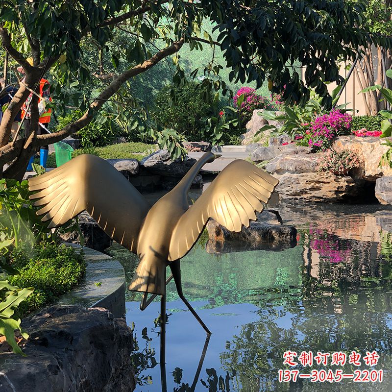 日照不锈钢动物鹤雕塑精美艺术品