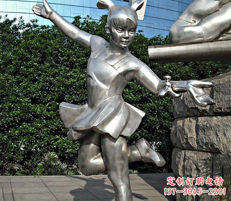 日照不锈钢儿童踢毽子雕塑传承传统文化