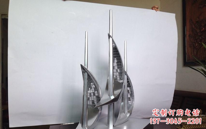 日照不锈钢帆船雕塑传承精神的象征