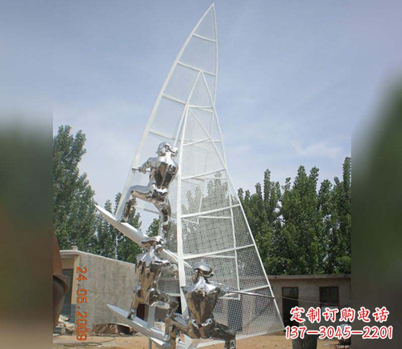 日照不锈钢帆船给公园带来美丽的景致
