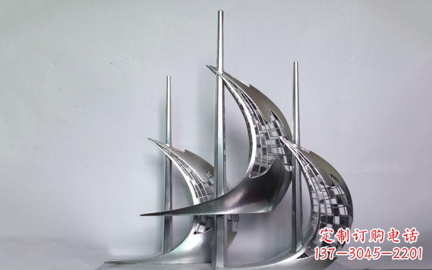 日照不锈钢帆船雕塑——海洋之旅的象征