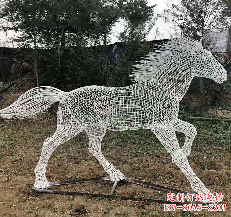 日照不锈钢公园镂空奔马雕塑——给城市带来动感