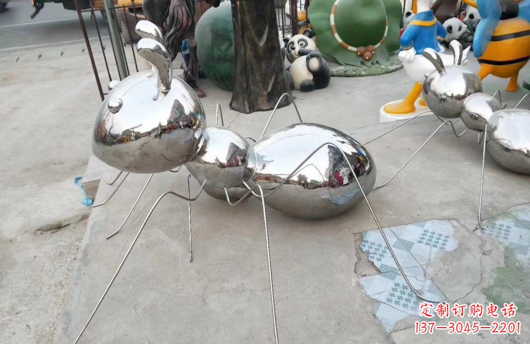 日照精致雕塑——不锈钢蚂蚁
