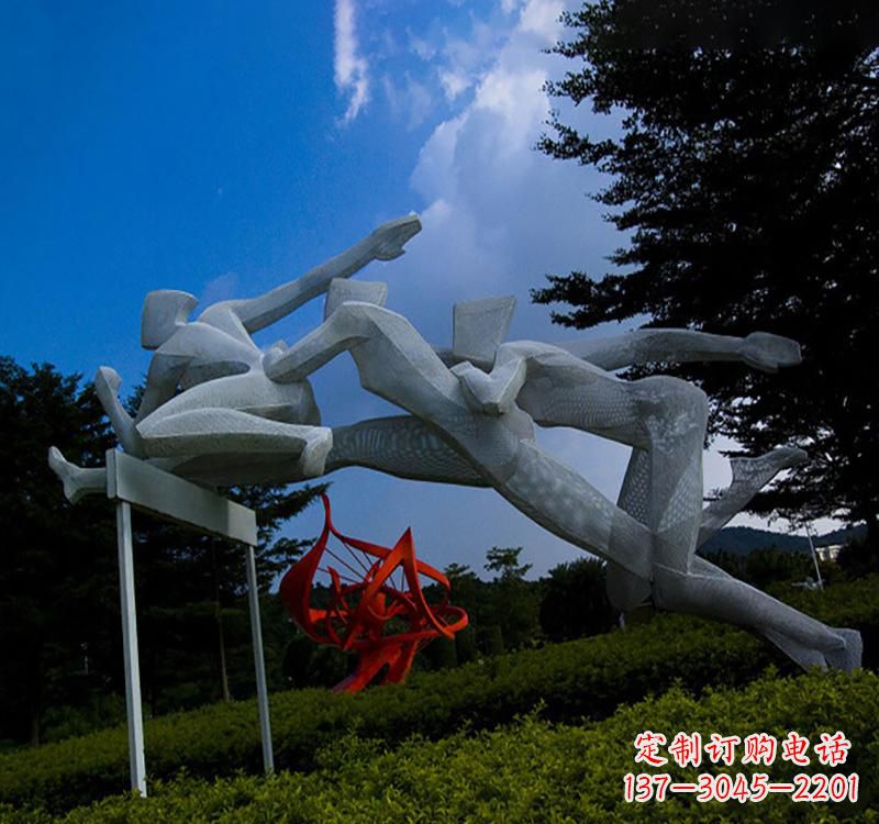 日照不锈钢中的运动员雕塑