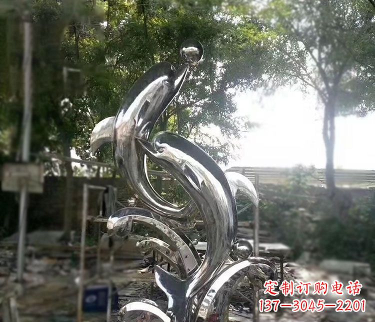 日照不锈钢海豚顶球雕塑