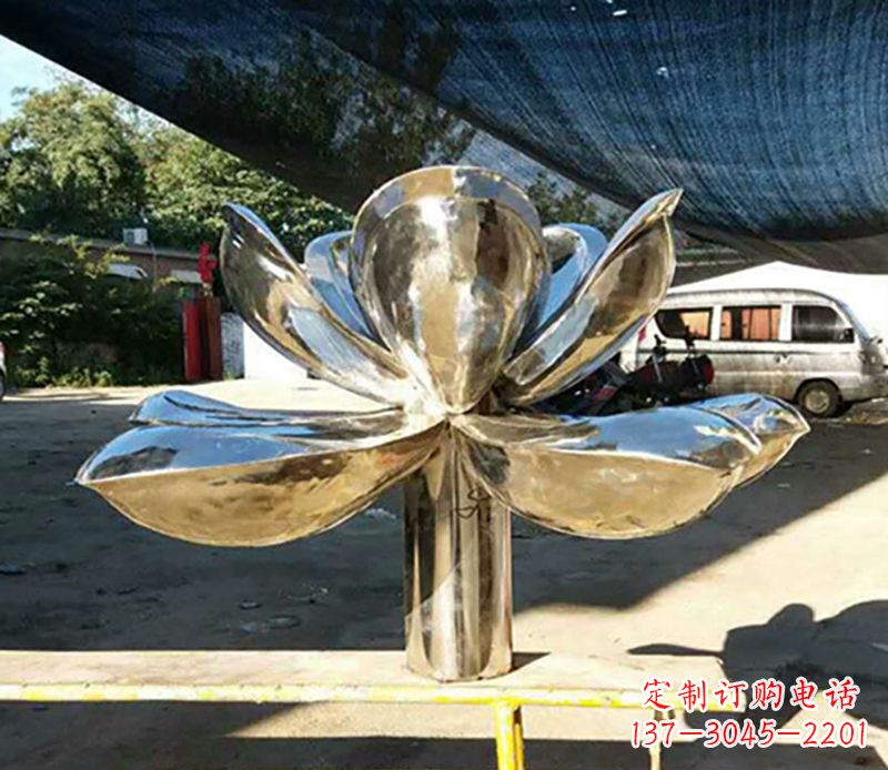 日照不锈钢荷花雕塑——彰显小区景观之美