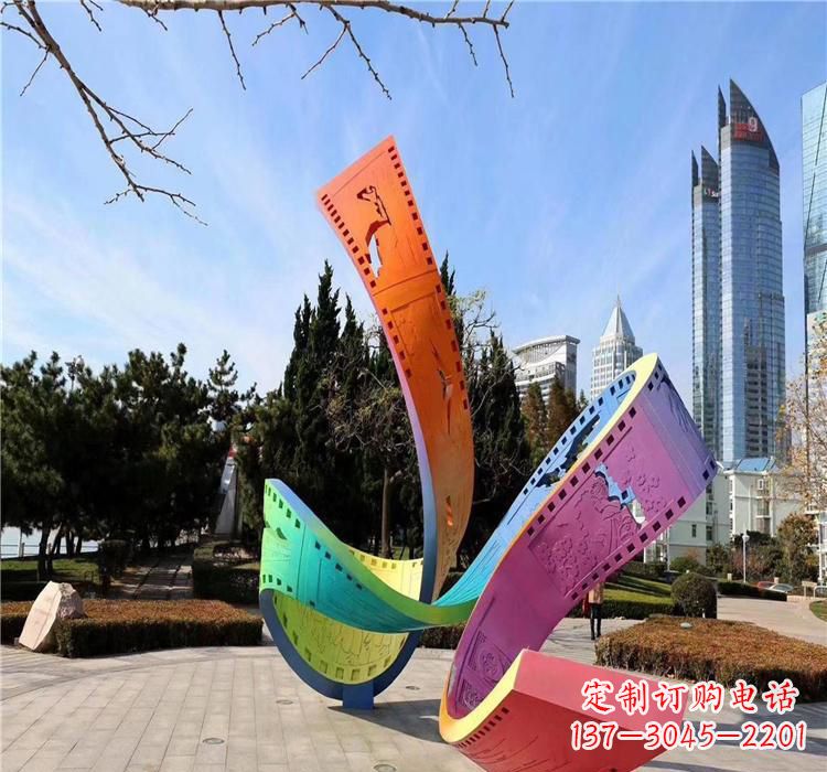 日照波浪状的不锈钢胶卷雕塑