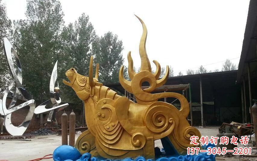 日照不锈钢金牛卧波雕塑——传承文化的艺术瑰宝