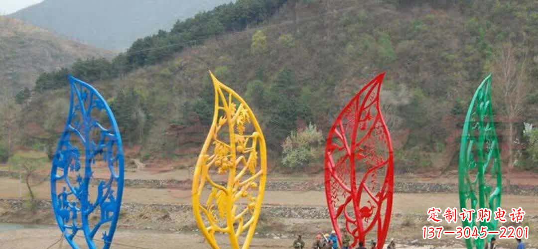 日照不锈钢景区镂空树叶雕塑——美妙的自然之美