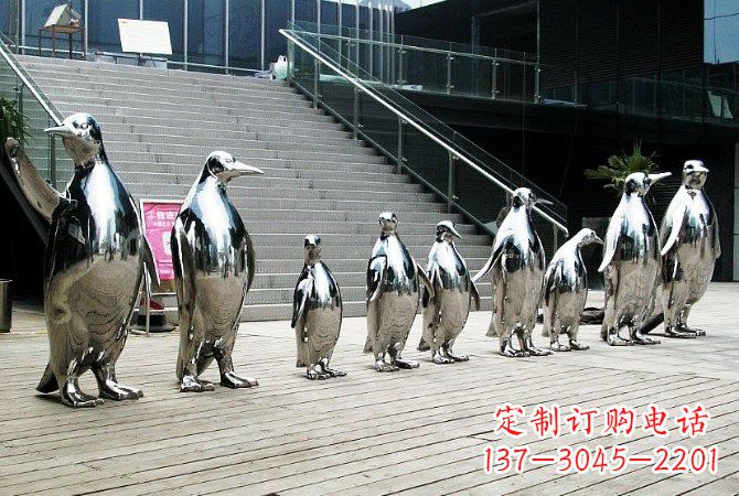 日照企鹅雕塑——精致的不锈钢艺术