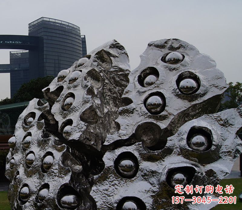 日照不锈钢莲蓬雕塑精美绝伦