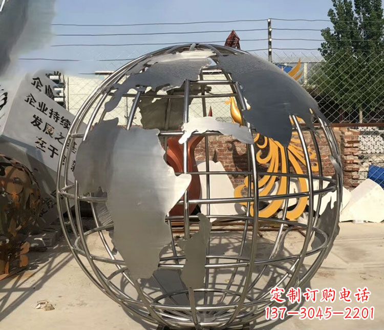 日照不锈钢镂空地球仪雕塑艺术技艺的精美体现