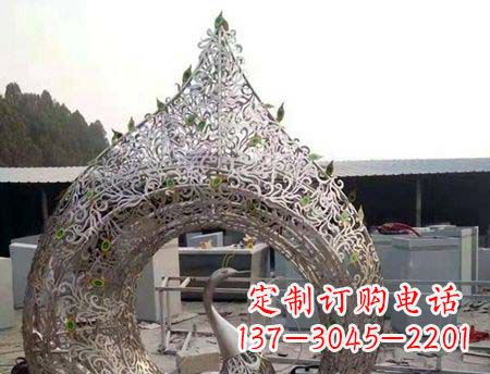 日照不锈钢镂空孔雀雕塑精美的艺术之作