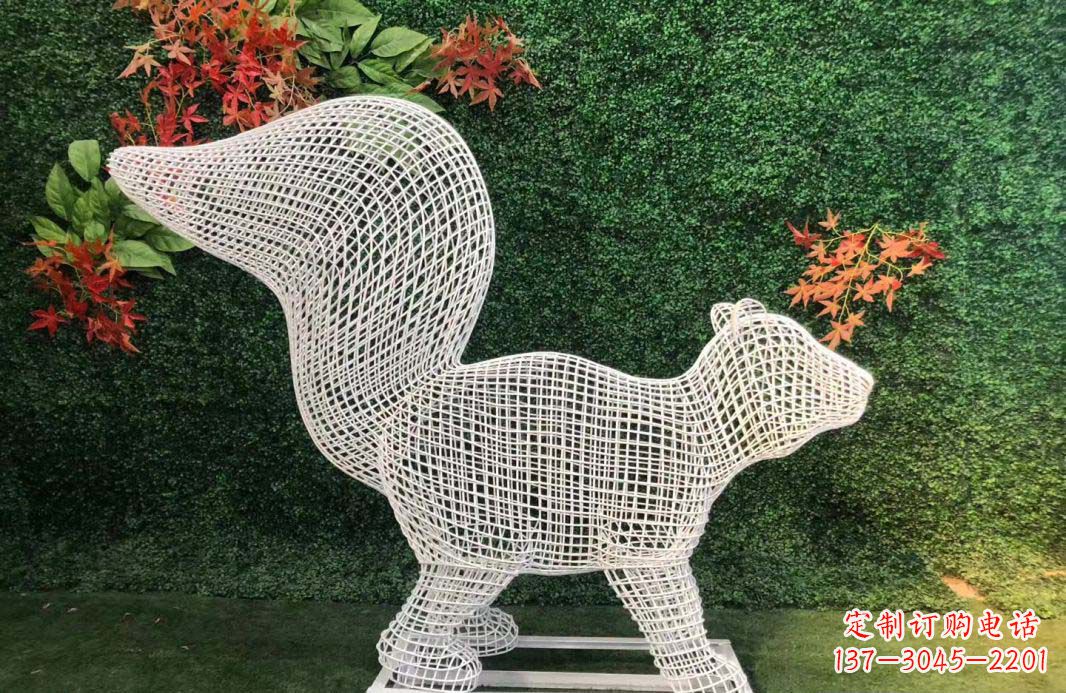 日照不锈钢松鼠雕塑艺术与精美结合
