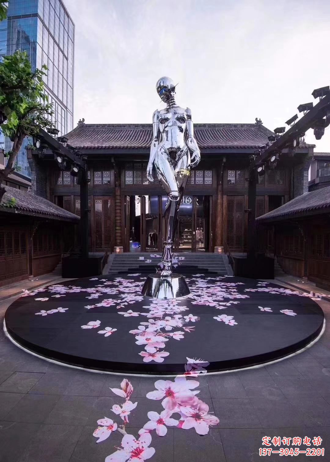 日照美女雕塑点亮城市之美