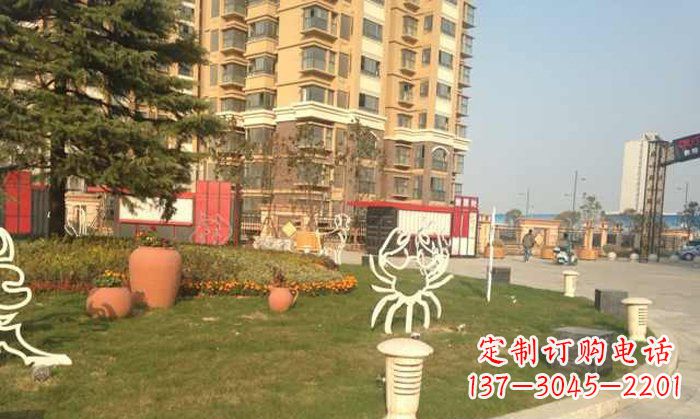 日照不锈钢螃蟹雕塑精致美观的艺术之作