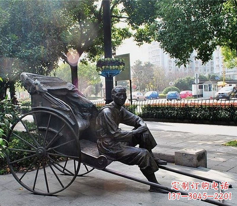 日照城市接头黄包车夫铜雕——记录城市历史的缩影