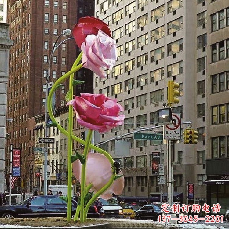 日照美丽的城市玫瑰雕塑