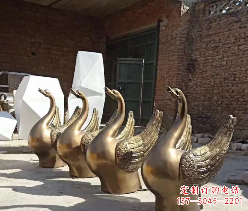 日照抽象广场天鹅铜雕