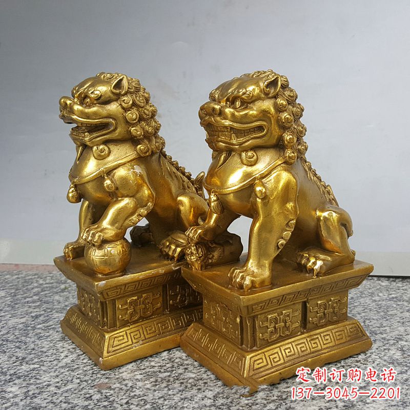 日照纯铜狮子雕塑,象征着中国历史文化