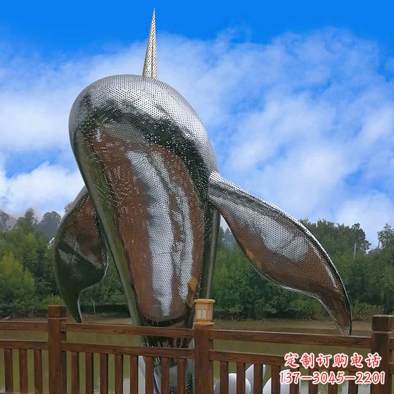 日照大型不锈钢动物雕塑
