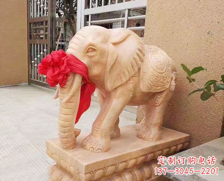 日照精心雕刻大象石雕