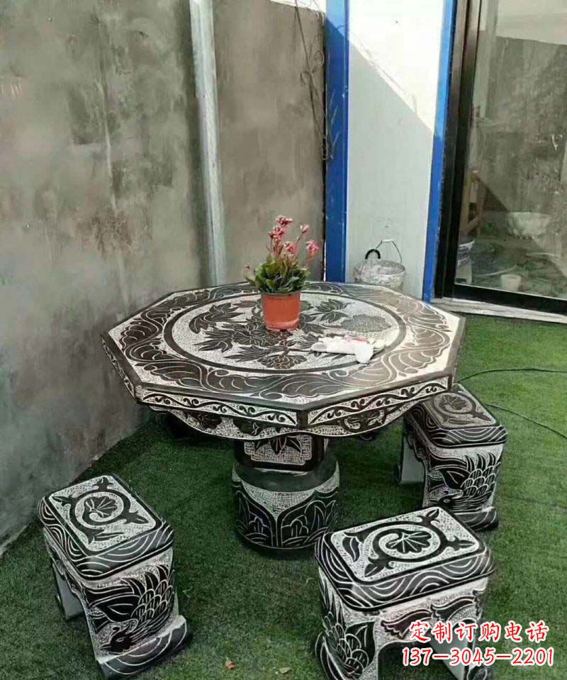 日照多边形石头桌凳雕塑