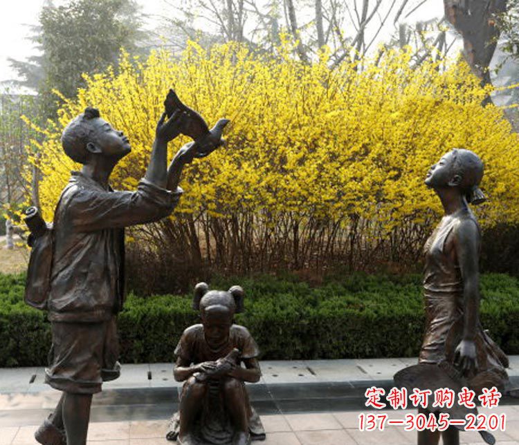 日照精致可爱的儿童铜雕
