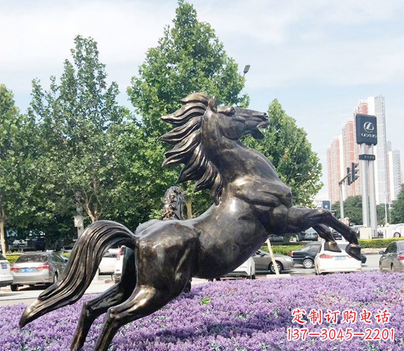 日照公园奔马铜雕