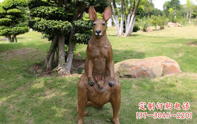 日照公园玻璃钢仿真袋鼠雕塑