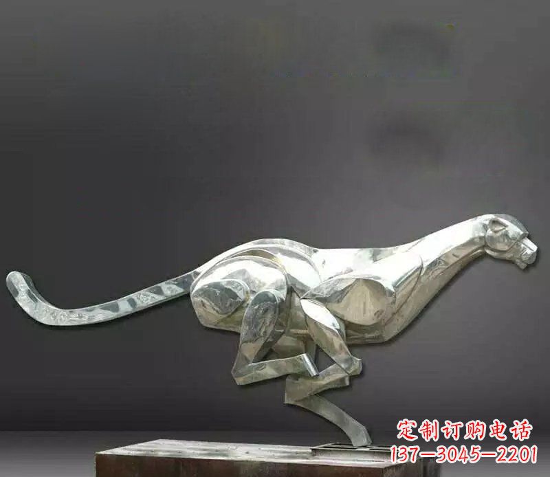 日照公园不锈钢奔跑的豹子动物雕塑