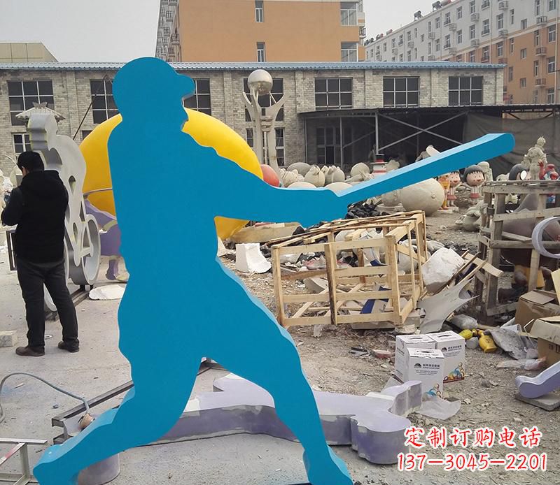 日照公园不锈钢打棒球雕塑2